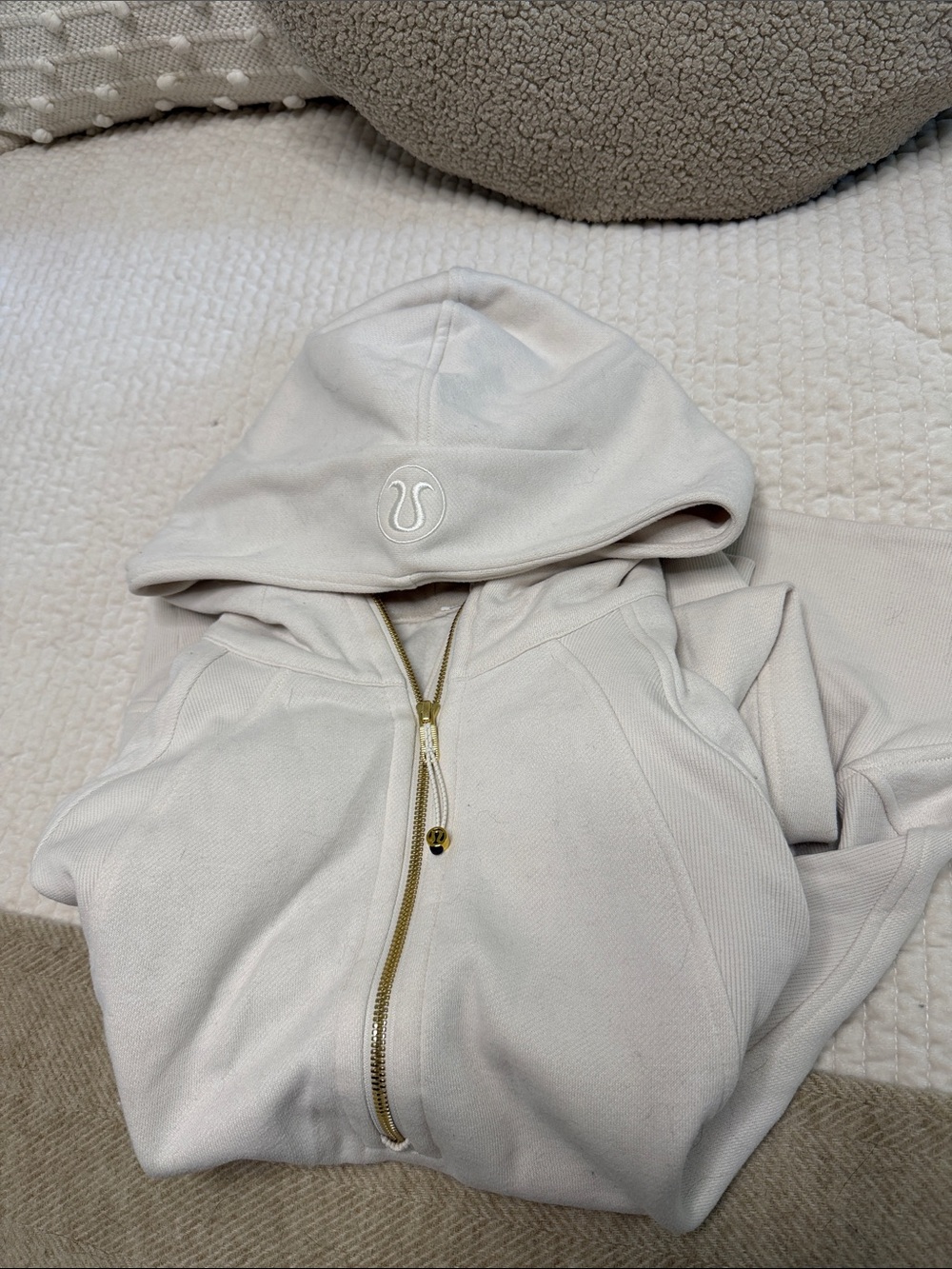 LULU SCUBA HOODIE